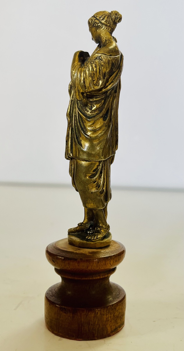 Diane De Gobies Seal -photo-4